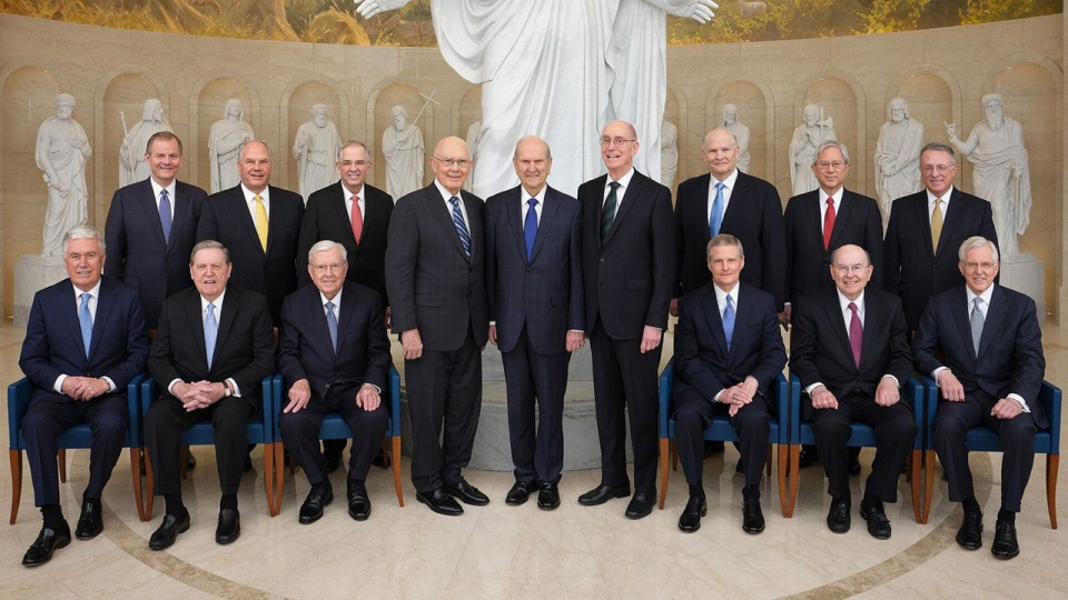 15 apóstoles
